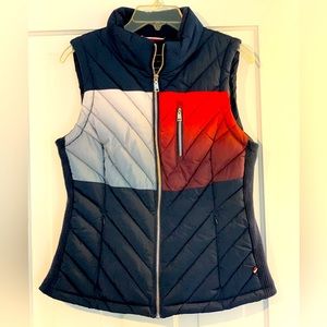 Y2K Tommy Hilfiger Puffer best USA patriotic flag ski bunny